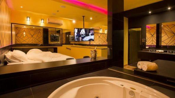 Tout Motel (Adults Only) Campinas  Exterior photo